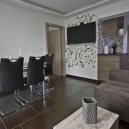 Apartma Mali Kralj - Little King