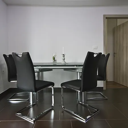 Apartma Mali Kralj - Little King Apartment